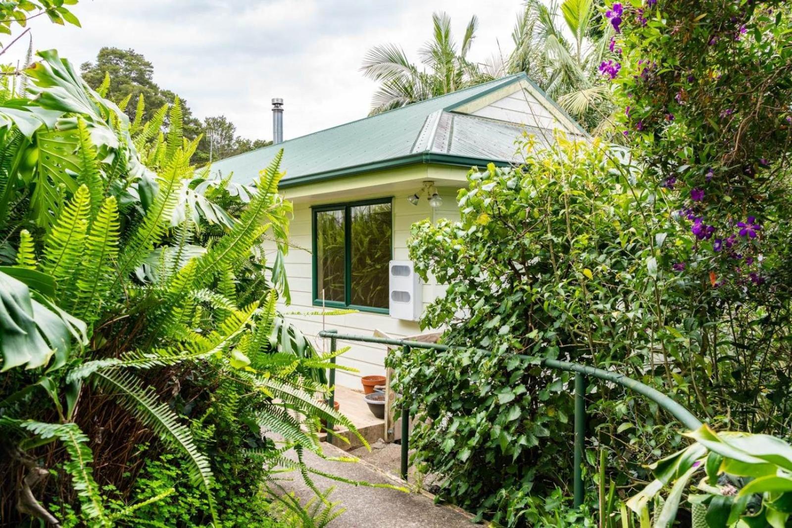 Hatea Treehouse Whangarei Exterior photo